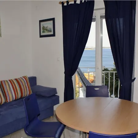 Apartman Kristina - C *